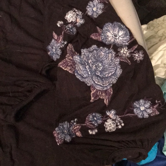 🥳 5 for $25🥳 NWOT American Eagle top - Picture 2 of 5